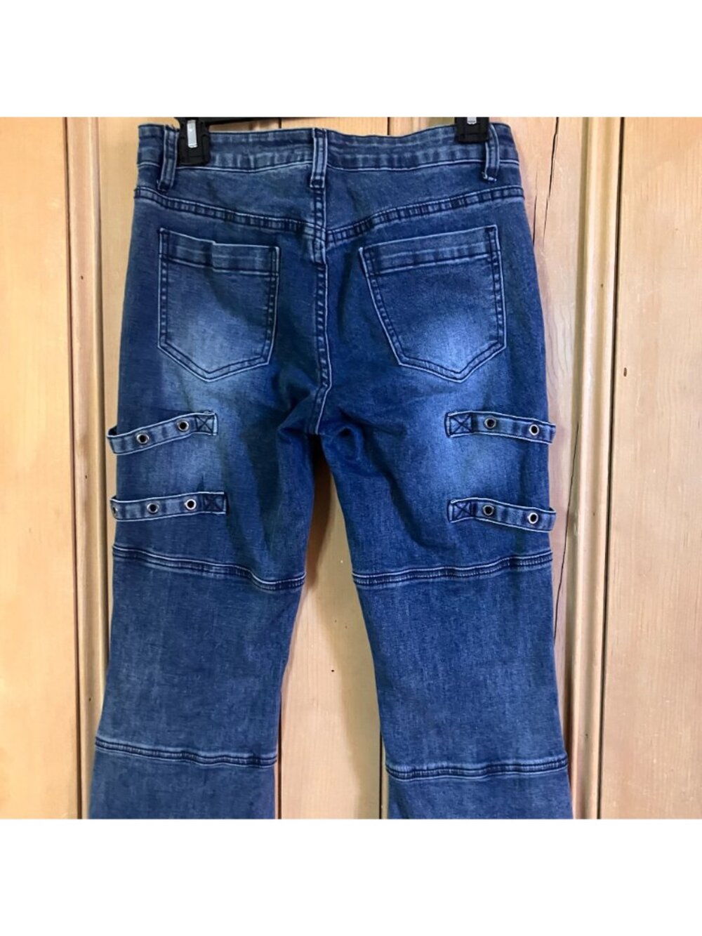 Hot Topic Womens Grommet Suspended Flare Punk Jeans Size 7 Juniors Blue AN EXC - Picture 7 of 12